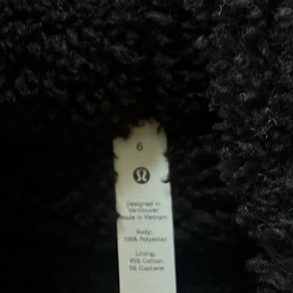 lululemon black sherpa pullover cropped scuba style funnel neck size 6 $198 - Picture 3 of 3